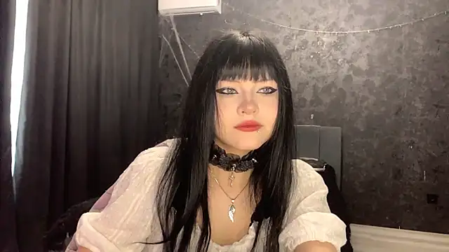 EmilyEmbears online show from 20, 4, 2026