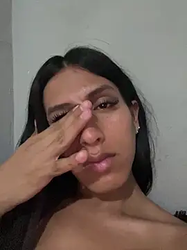 luna duque online show from 5, 6, 2026