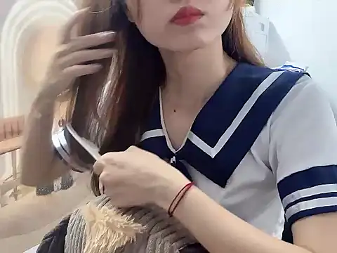 Snapshot of ___Nami___ chatting on 17, 4, 2026 Nami online show from 17, 4, 2026