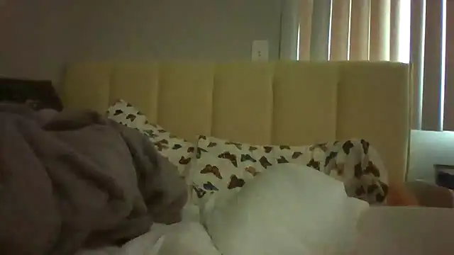 Snapshot of madzbailey chatting on 4, 7, 2026 madzbailey online show from 4, 7, 2026