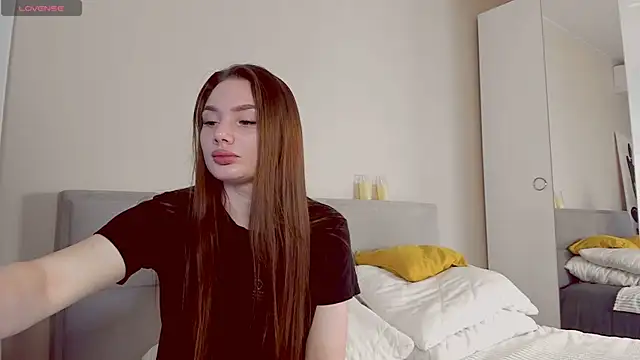 Aphrodite Portman online show from 3, 5, 2026