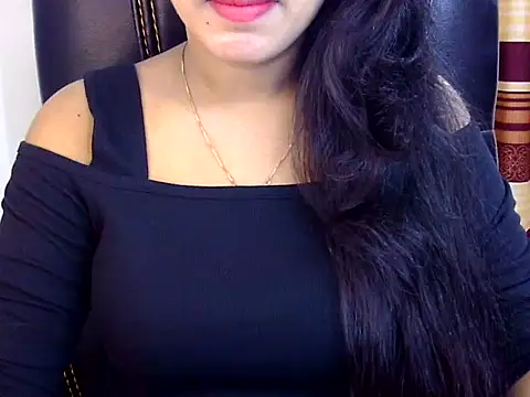 Snapshot of Noor_Zarin chatting on 2, 5, 2026 Noor Zarin online show from 2, 5, 2026