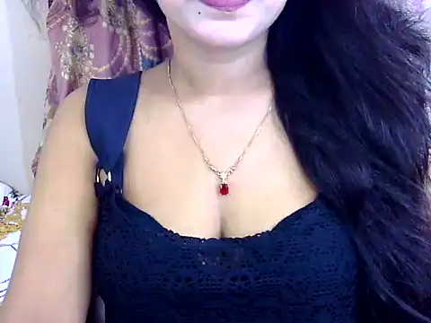 Snapshot of Noor_Zarin chatting on 17, 5, 2026 Noor Zarin online show from 17, 5, 2026