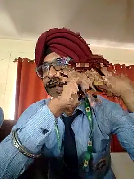 slim guy22 online show from 4, 4, 2026