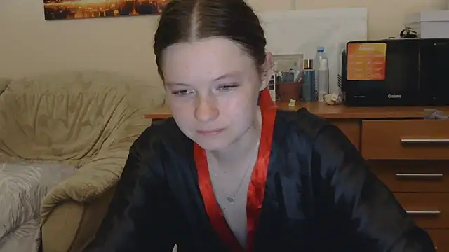 JessicaHolland1 online show from 1, 7, 2026