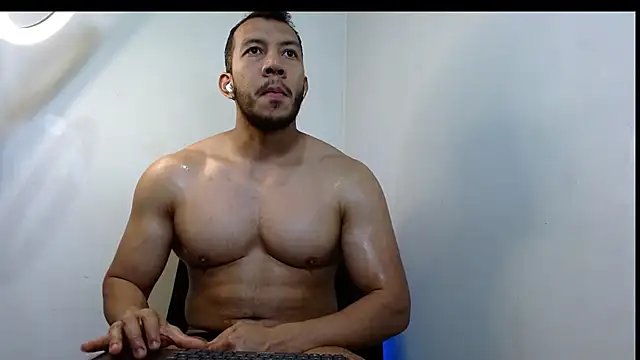 Snapshot of georgeholl chatting on 19, 4, 2026 georgeholl online show from 19, 4, 2026