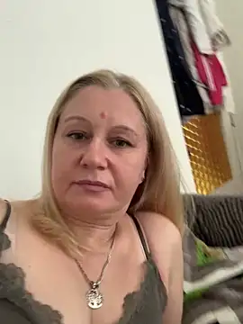 MilaLila204 online show from 26, 4, 2026