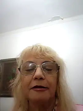 MatureElegantWidow online show from 10, 4, 2026