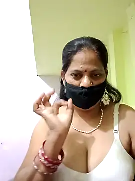 Snapshot of SEEMA_012 chatting on 14, 4, 2026 SEEMA 012 online show from 14, 4, 2026