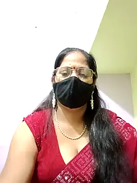 Snapshot of SEEMA_012 chatting on 13, 5, 2026 SEEMA 012 online show from 13, 5, 2026