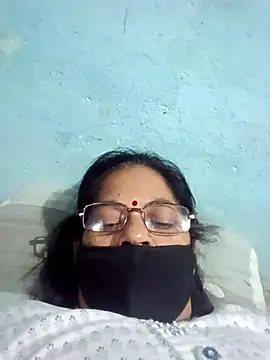 Snapshot of SEEMA_012 chatting on 13, 5, 2026 SEEMA 012 online show from 13, 5, 2026