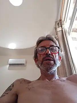 chris-sbh11 online show from 28, 7, 2026