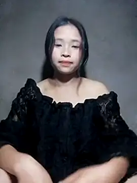 Snapshot of Liss-mimi chatting on 5, 4, 2026 Liss-mimi online show from 5, 4, 2026