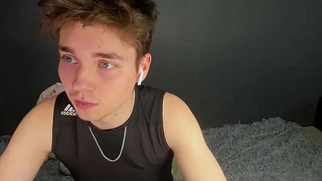 Snapshot of zeriax chatting on 6, 4, 2026 zeriax online show from 6, 4, 2026