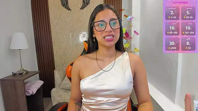 Atiena  online show from 19, 6, 2026