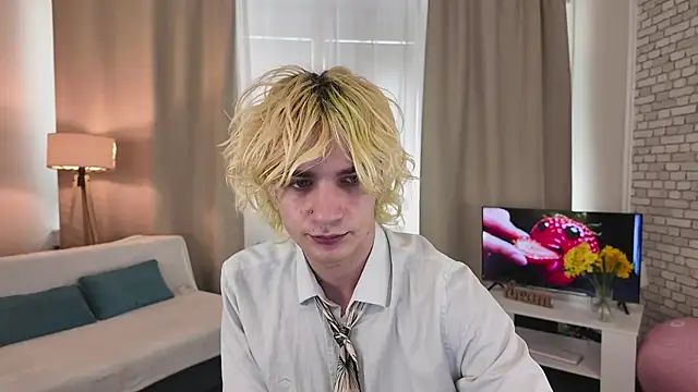 Snapshot of JameMilann chatting on 13, 5, 2026 JameMilann online show from 13, 5, 2026