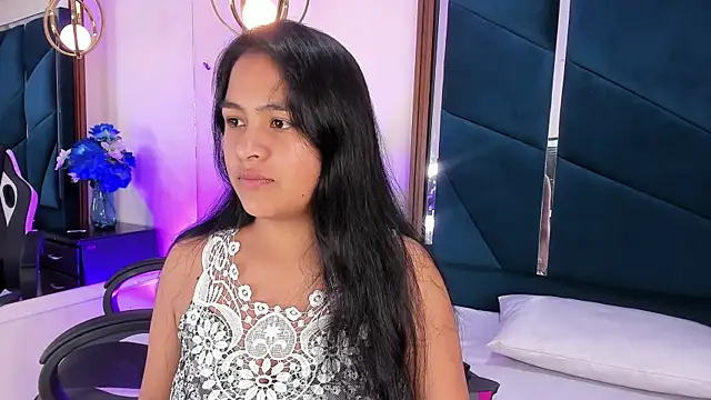 AprilMiiller online show from 22, 5, 2026