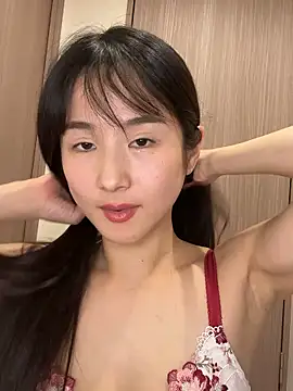 Snapshot of Hinako_0012 chatting on 11, 5, 2026 Hinako 0012 online show from 11, 5, 2026