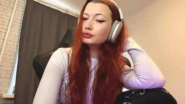 LaurenGoodhart online show from 9, 4, 2026