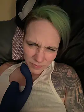 juneafterhours online show from 18, 4, 2026