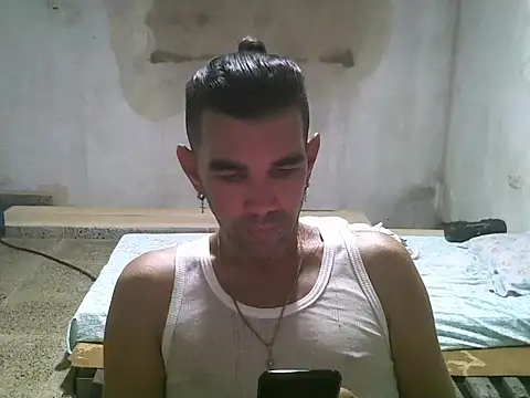 Snapshot of Brian8969 chatting on 8, 4, 2026 Brian8969 online show from 8, 4, 2026