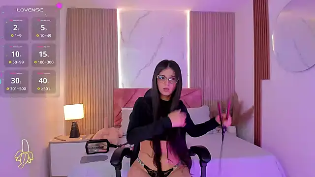 Snapshot of clairemillerx chatting on 20, 4, 2026 clairemillerx online show from 20, 4, 2026