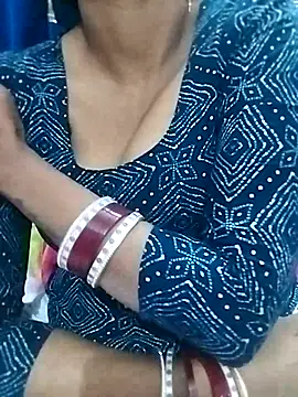 Snapshot of Alisha-sexy chatting on 13, 4, 2026 Alisha-sexy online show from 13, 4, 2026