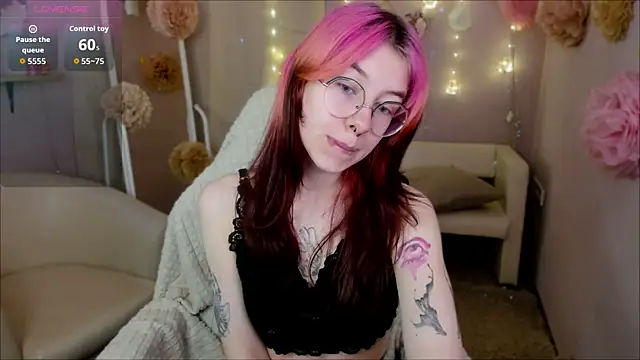 Alice Nyx online show from 15, 5, 2026