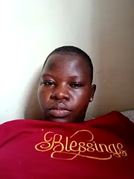 Snapshot of ebonqueen chatting on 17, 4, 2026 ebonqueen online show from 17, 4, 2026