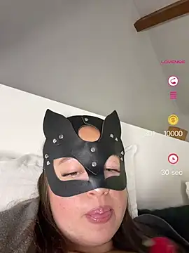 Snapshot of ToxxicAngel chatting on 15, 5, 2026 ToxxicAngel online show from 15, 5, 2026