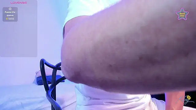 Axel  fierro online show from 5, 4, 2026