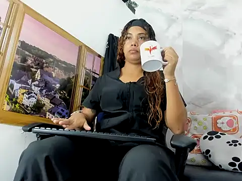 EllyBloom online show from 8, 5, 2026