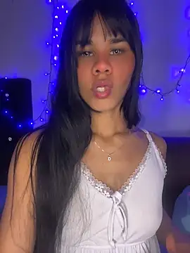 ChloeFox2 online show from 14, 4, 2026