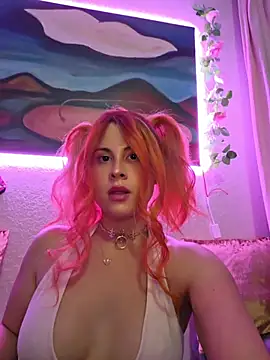 ItsAuroraBorealis online show from 8, 6, 2026