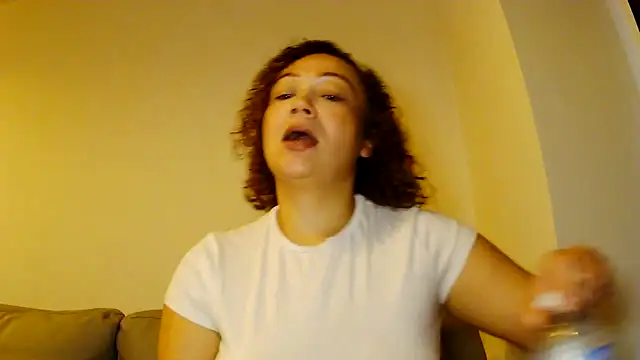 Snapshot of Theone_T chatting on 25, 5, 2026 Theone T online show from 25, 5, 2026