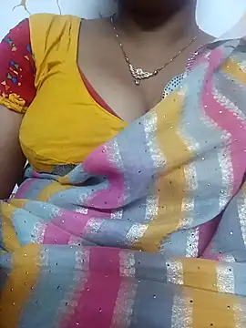 Snapshot of srutidatta chatting on 18, 4, 2026 srutidatta online show from 18, 4, 2026