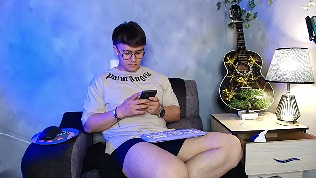 Snapshot of owen_xxx chatting on 5, 4, 2026 owen xxx online show from 5, 4, 2026