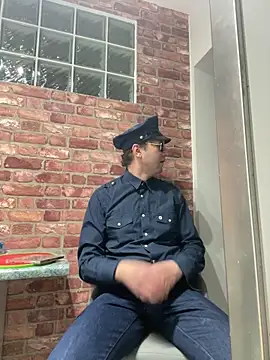 Snapshot of softboyforhardmen chatting on 19, 4, 2026 softboyforhardmen online show from 19, 4, 2026