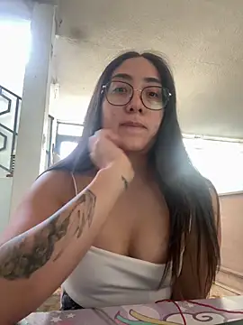 vampiralatina online show from 14, 5, 2026