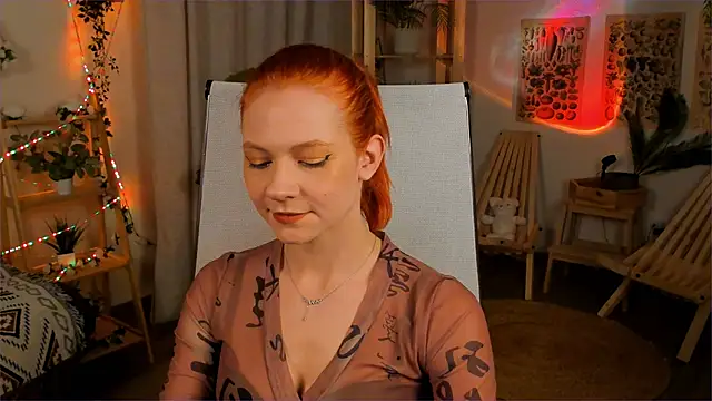 Snapshot of LisaAris chatting on 24, 4, 2026 LisaAris online show from 24, 4, 2026