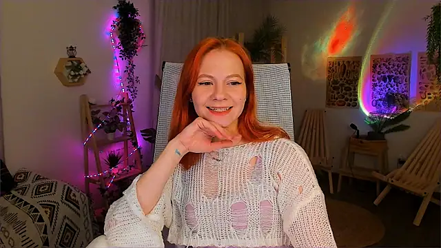 Snapshot of LisaAris chatting on 7, 5, 2026 LisaAris online show from 7, 5, 2026