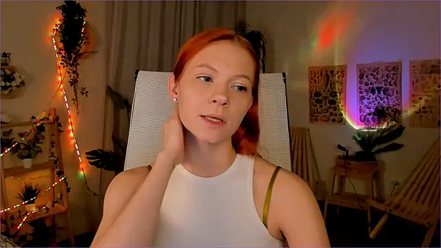 Snapshot of LisaAris chatting on 11, 5, 2026 LisaAris online show from 11, 5, 2026