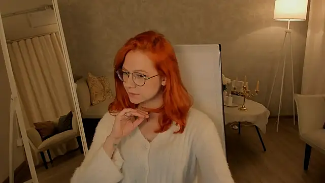 Snapshot of LisaAris chatting on 28, 5, 2026 LisaAris online show from 28, 5, 2026