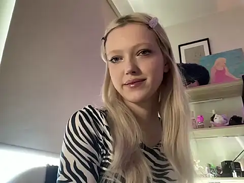 StellinaLuna online show from 20, 4, 2026