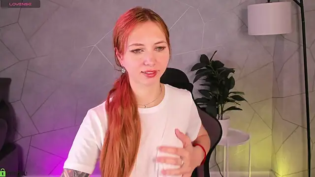 Sienna Nyx online show from 26, 4, 2026