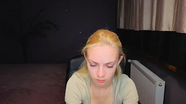 Snapshot of SonnySofia chatting on 7, 5, 2026 SonnySofia online show from 7, 5, 2026