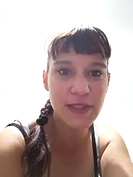 Snapshot of Maggie38 chatting on 28, 5, 2026 Maggie38 online show from 28, 5, 2026
