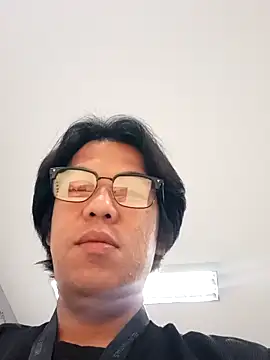 akiramoore online show from 26, 5, 2026