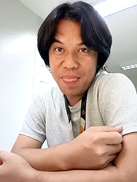 akiramoore online show from 2, 6, 2026