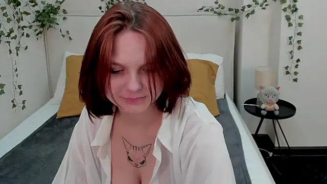 Charlotte Stee online show from 11, 5, 2026